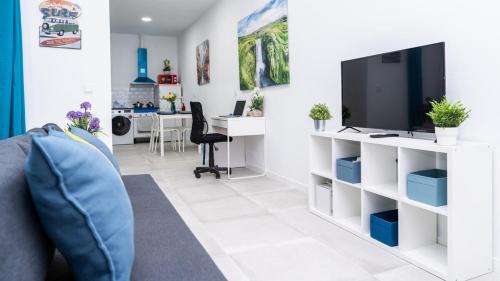 Ciudad Lineal Apartamento | Apartment 1 Private complex Parking 6 people