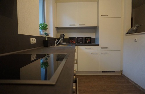 Obersasbach Apartamento | Apartamento '1' con balcón y Wi-Fi