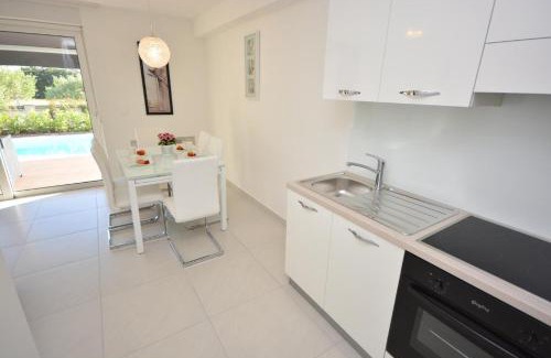 Sveti Filip i Jakov Apartamento | Apartment 1 with the swimming pool