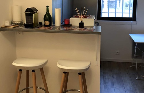 Saze Apartamento | APARTMENT 10 MN from Avignon
