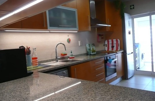 Fuseta Apartamento | appart 100m², vista al mar, estacionamiento, confort, playa.
