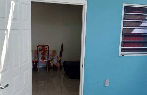 Montana Rey Apartamento | apartamento a 15 min de la ciudad , ideal para parejas o solteros