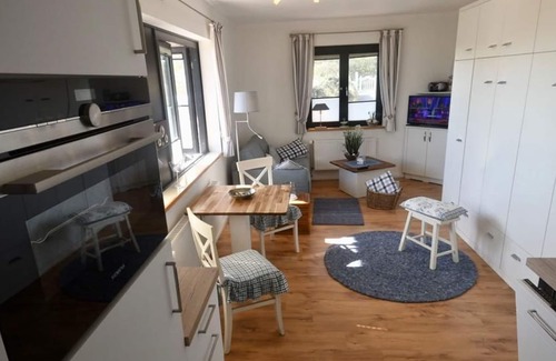 Rantum Apartamento | Apartamento (1Raum) con cocina y dormitorio - Lazy Dolphin