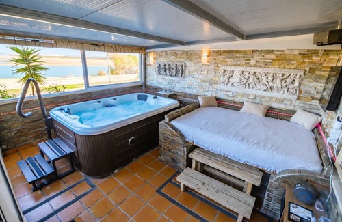 Barriada del Río San Pedro Apartamento | Apartamento ∙ 2 habitaciones ∙ 4 huéspedes