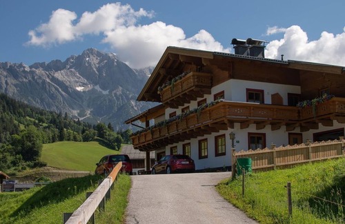 Dienten am Hochkoenig Apartamento | Apartamento / 2 dormitorios / ducha, aseo - Haus Höring