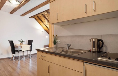 Uehlingen-Birkendorf Apartamento | Apartment '2-zimmer- Nr 5' with Balcony and Wi-Fi