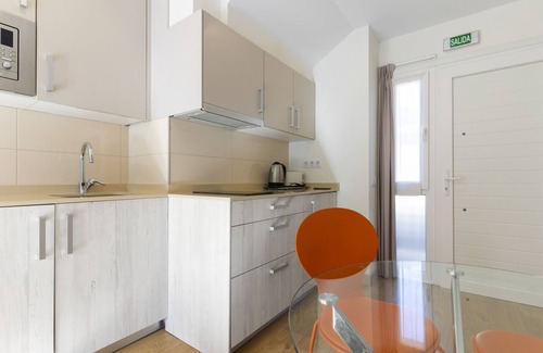 Llanes Apartamento | Apartamento '2 Jardin 1 - Toró' con vistas a la montaña y jardín privado