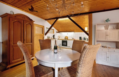 Norddeich Apartamento | Apartamento '2-raum Ferienwohnung Koje 2' con jardín compartido, balcón y Wi-Fi