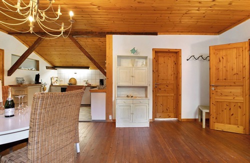 Norddeich Apartamento | Apartamento '2-raum Ferienwohnung Koje 2' con jardín compartido, balcón y Wi-Fi