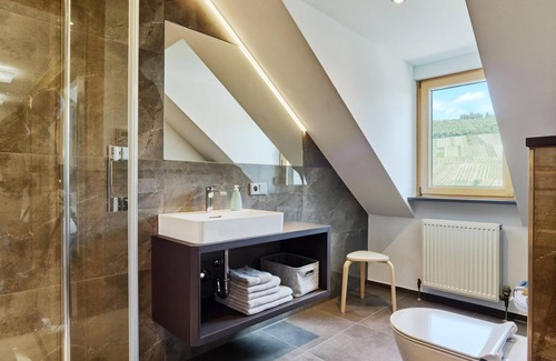 Lieser Cama Y Desayuno | Apartment 2 - Schumann Winery