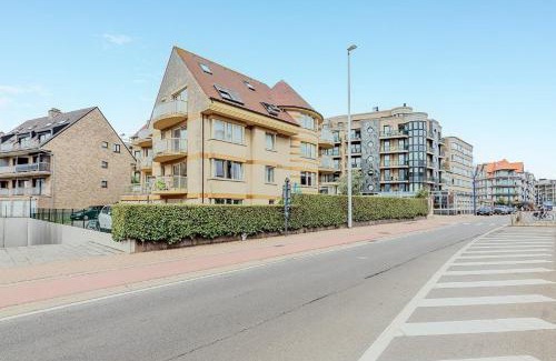 Koksijde-Bad Apartamento | Apartment 200m from the sea - parking included