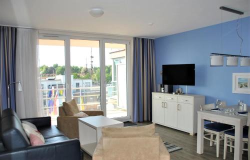 Eckernfoerde Apartamento | Apartment 29 "Heimathafen 29", Apartmenthaus Hafenspitze, Blickrichtung InnenstadtBinnenhafen
