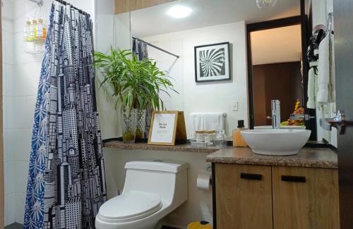 La Mariscal Apartamento | Apartment - 2Bedrooms - QueenBed - Balcony - Parking - 7thFLOOR