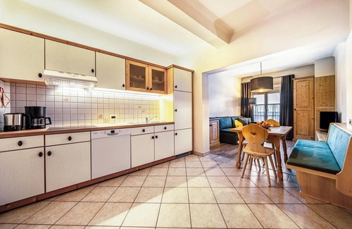 Nalles Apartamento | Apartamento "2SZ Gala Kreuzwegerhofnals" con vistas a la montaña, piscina, balcón y jardín