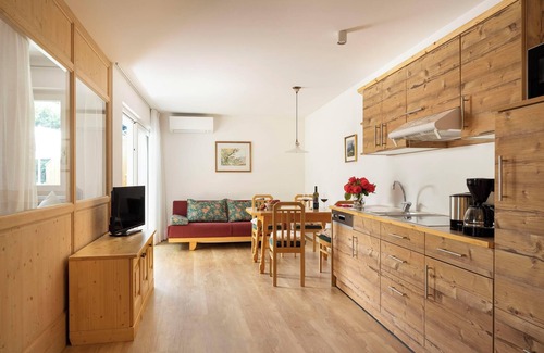 Nalles Apartamento | Apartamento "2SZ Weißburg Kreuzwegerhofnals" con vistas a la montaña, piscina y balcón