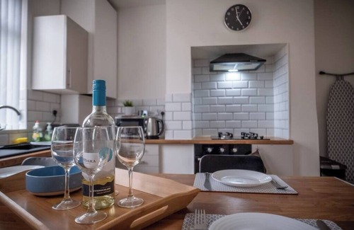 Barnsley Apartamento | Apartment 4 at Tropicana House