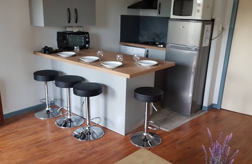 Fabron Apartamento | Apartamento para 4 personas, vista al mar a 500 metros del Promenade des Anglais, piscina