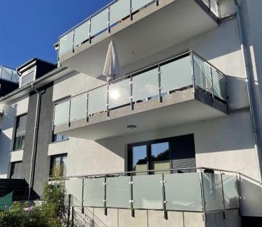 Runingen Apartamento | Apartment 4 Zimmer 111 Qm Küche, großes Balkon, 2x Bad Auto Parkplatz Citynah Braunschweig