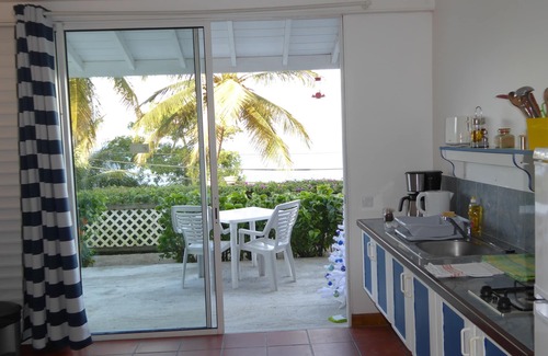 Trois-Ilets Apartamento | PISO 40M2 CON EL MAR CARIBE Y TERRAZA