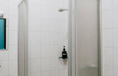 Groedig Apartamento | Apartment 5 with balcony and in view of Untersberg