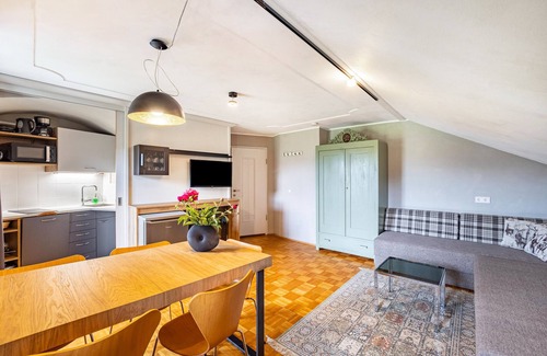 Issengo Apartamento | Apartamento '5' con vistas a la montaña, piscina compartida y Wi-Fi