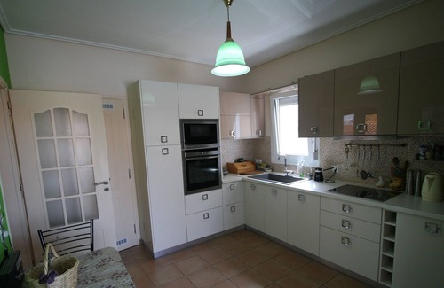 Chalcis Apartamento | Apartamento a 50 metros del mar en una zona tranquila.