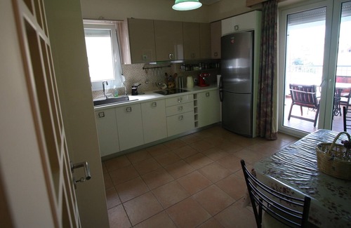 Chalcis Apartamento | Apartamento a 50 metros del mar en una zona tranquila.