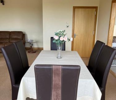 Thurso Apartamento | Apartment 500 - Metro style apartment on NC500