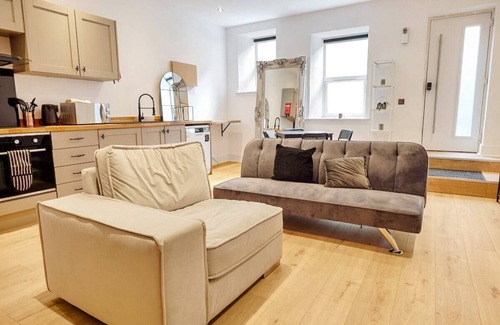 Brighouse Apartamento | Apartment 6 Tudor House