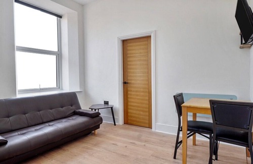 Brighouse Apartamento | Apartment 7 Tudor House