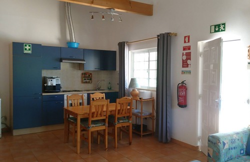 Funchal Apartamento | Apartamento de 70 m² con gran jardín y piscina cerca de Lagos-Algarve