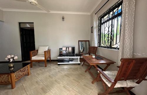 Moshi Apartamento | Apartment 72