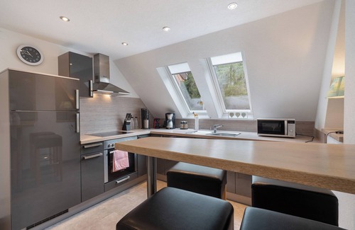 Sankt Georgen im Schwarzwald Apartamento | Apartamento '84qm, 2 Schlafzimmer' con terraza compartida, jardín compartido y Wi-Fi