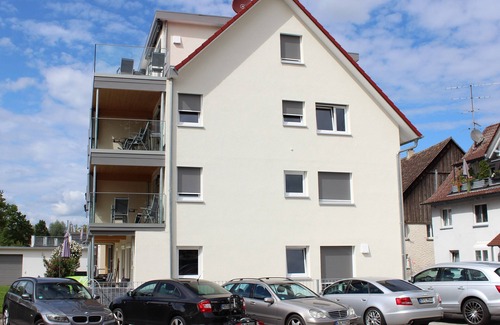 Unteruhldingen Apartamento | Apartment "Altbau" 1st floor, 60sqm, 1 bedroom, 1 living/sleeping area max. 4 persons