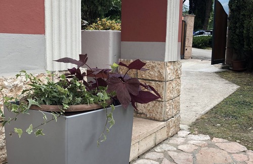 Riva del Garda Villa | Apartamento # a pocos pasos del centro de Riva del Garda y del lago de Garda.