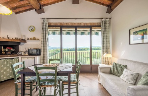 Colle di Val d'Elsa Apartamento | Apartamento 'Appartamento Belvedere' con jardín privado, Wi-Fi y aire acondicionado