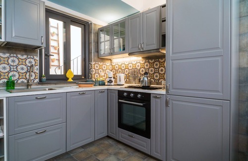 Fiumefreddo di Sicilia Apartamento | Apartamento 'A Ugghia' con jardín privado, Wi-Fi y aire acondicionado