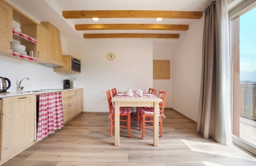 Tremosine Apartamento | Apartamento 'Agriturismo Hegemone Romantico' con vistas a la montaña, terraza privada y Wi-Fi