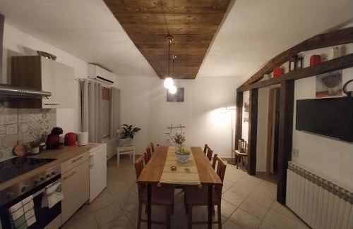 Municipality of Gracac Apartamento | Apartment Ada bed & breakfast
