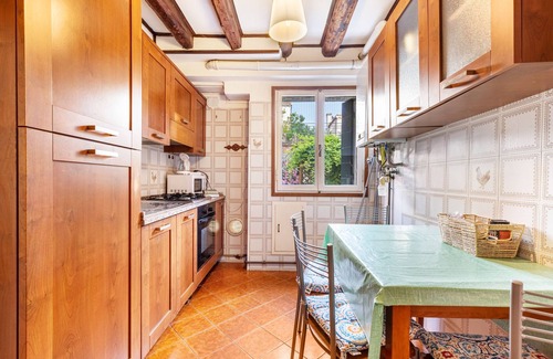 Molina Apartamento | Apartamento "Ae Botti" con jardín compartido, balcón privado y Wi-Fi