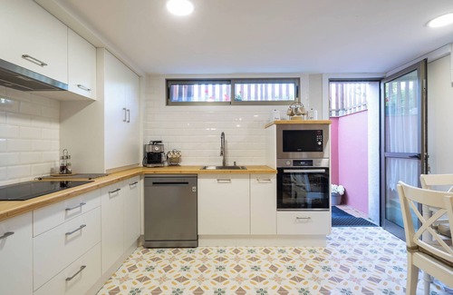 Vigo Apartamento | Apartamento 'Almar' con piscina compartida, Wi-Fi y aire acondicionado