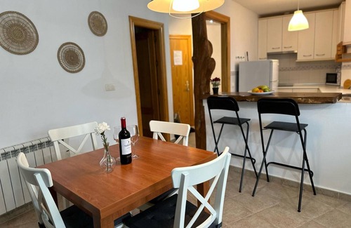 Guejar Sierra Apartamento | Apartment 'Alojamiento El Pilar' with Mountain View and Wi-Fi