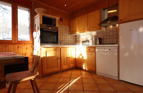 Bonneval-sur-Arc Apartamento | Apartamento 'Alpaga 8' con terraza privada, jardín compartido y Wi-Fi
