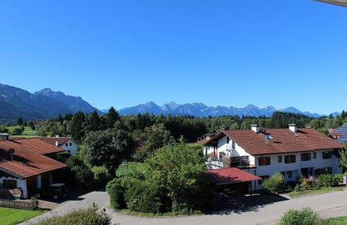 Berghof Apartamento | Apartment Alpenblick 1, Halblech im Allgäu, Bergblick pur - NEUERÖFFNUNG!