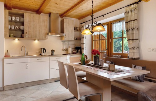 Castelrotto Apartamento | Apartamento 'Alpenglück' con vistas a la montaña, jardín compartido y Wi-Fi