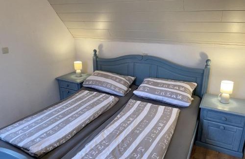 Neugarmssiel Apartamento | Apartment Alter Bahnhof by Interhome