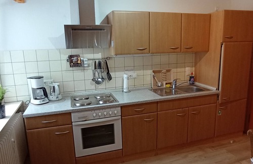 Bad Wuennenberg Apartamento | Apartamento 'Am Kirchplatz' con terraza privada y Wi-Fi