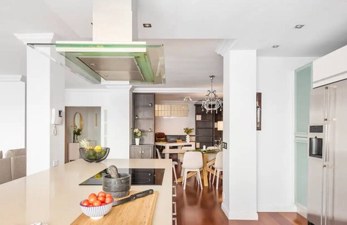 Radazul Apartamento | Apartamento 'Amplio apartamento en la playa' con vistas al mar y Wi-Fi