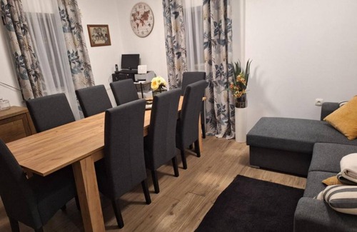 Vrlika Casa | Apartment and Room Mare Vrlika - Double Bedroom with Terrace and External Kitchenette