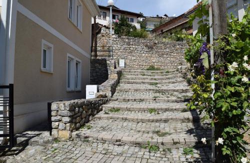 Varosh Apartamento | Apartment and Studio Damjan
